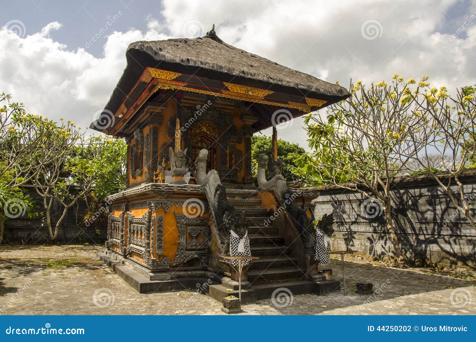 mayura water palace, lombok